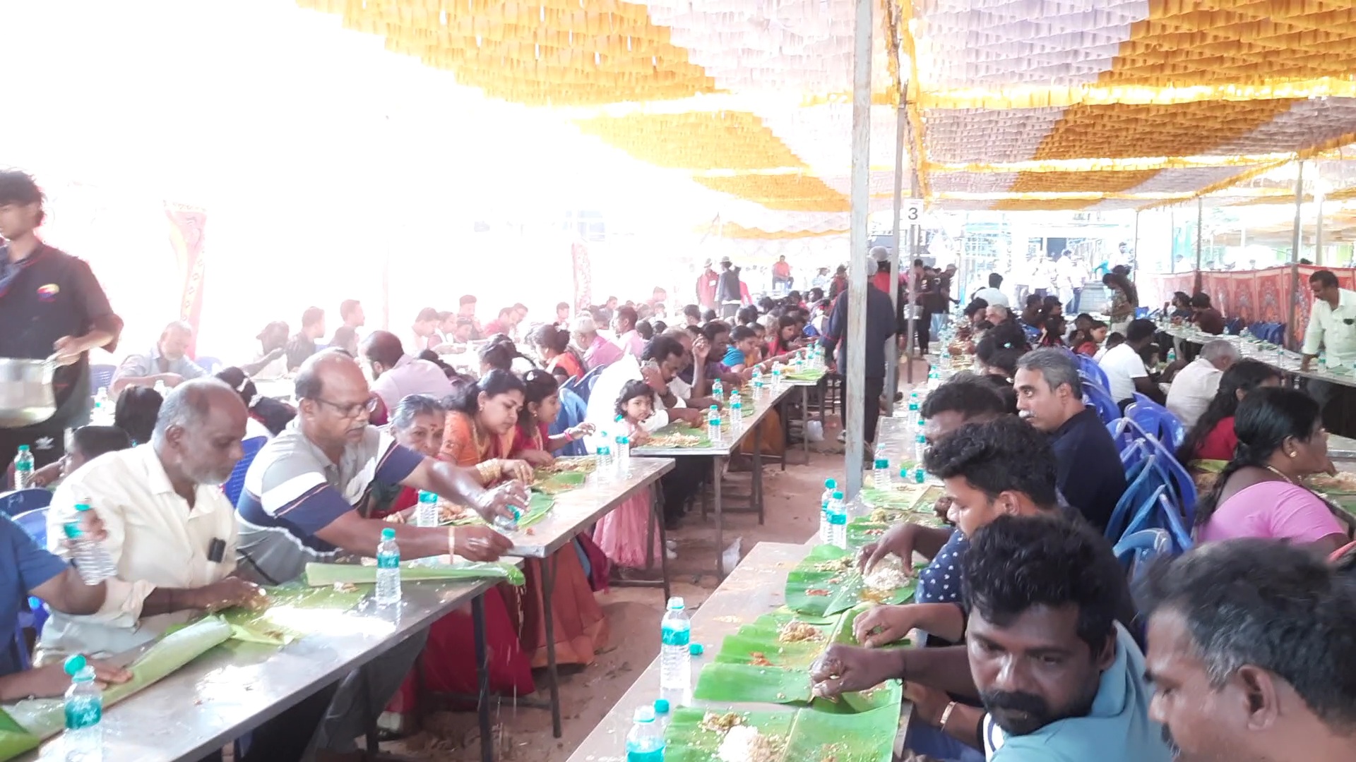 மாடத்தட்டுவிளை புனித செபஸ்தியார் ஆலயத்தில் நடந்த சமபந்தி விருந்து