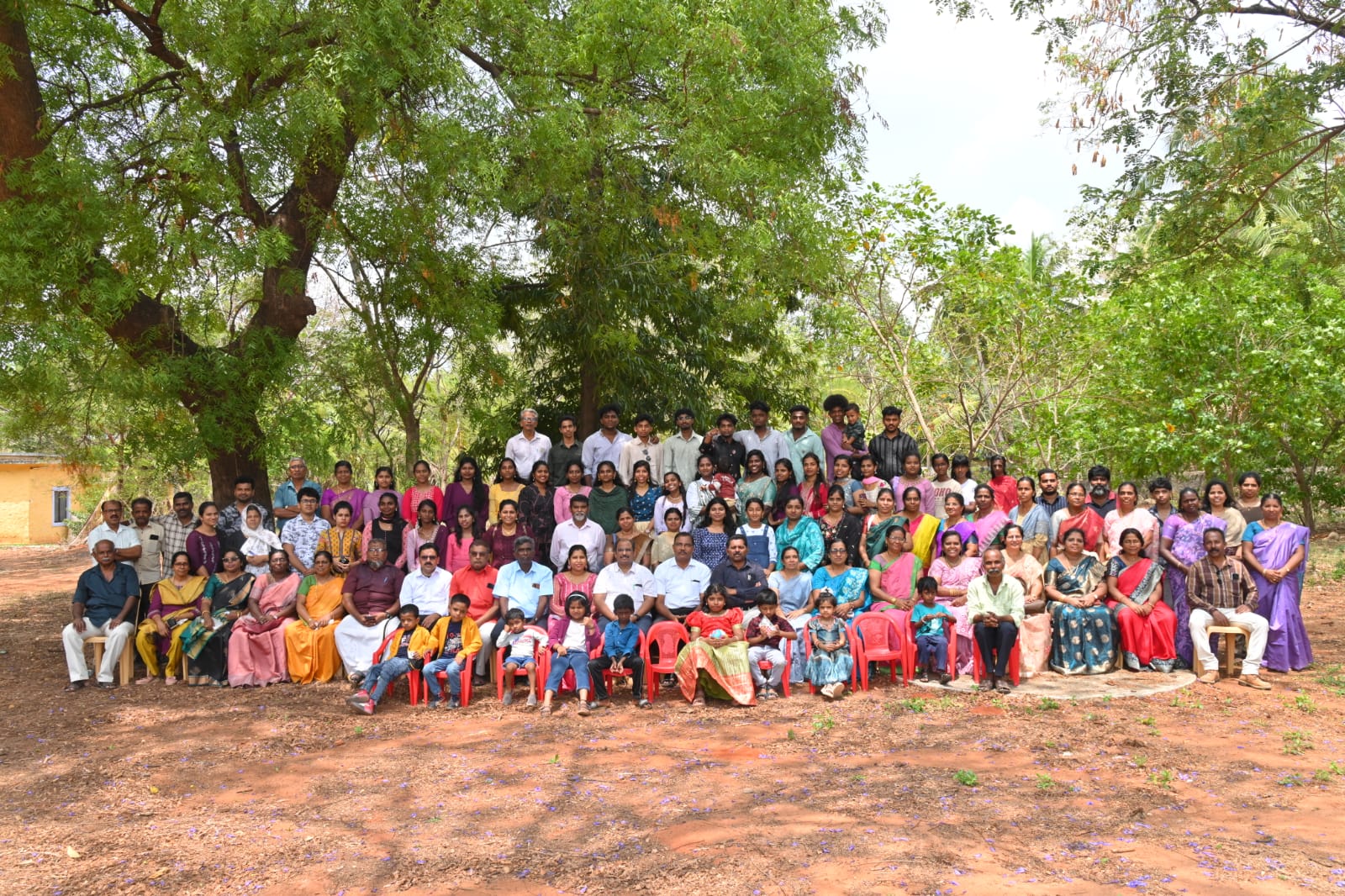 நாகர்கோவில் டதி தொடக்கப் பள்ளி முன்னாள் மாணவர்கள் சந்திப்பு